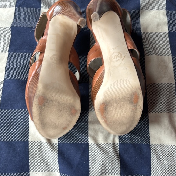 MICHAEL Michael Kors platform heels - Picture 9 of 9